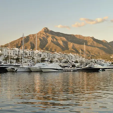 Vacation I Stylish 5bdr Penthouse, Sea And Marina View * Marbella